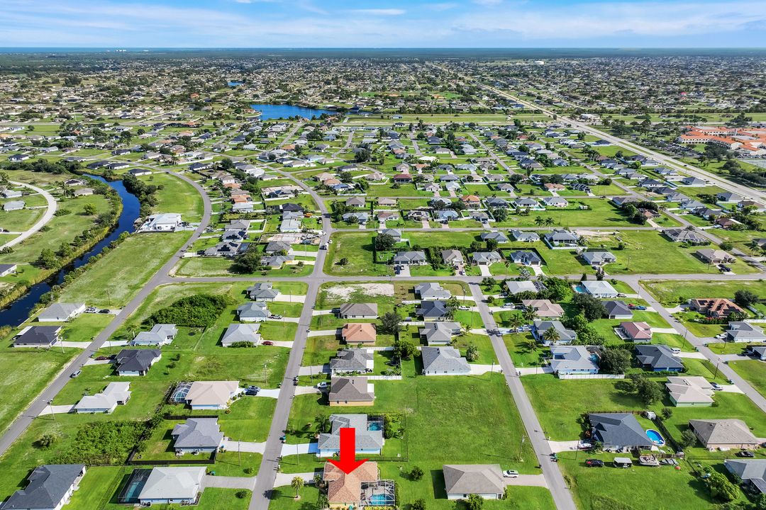 401 NW 18th Ave, Cape Coral, FL 33993