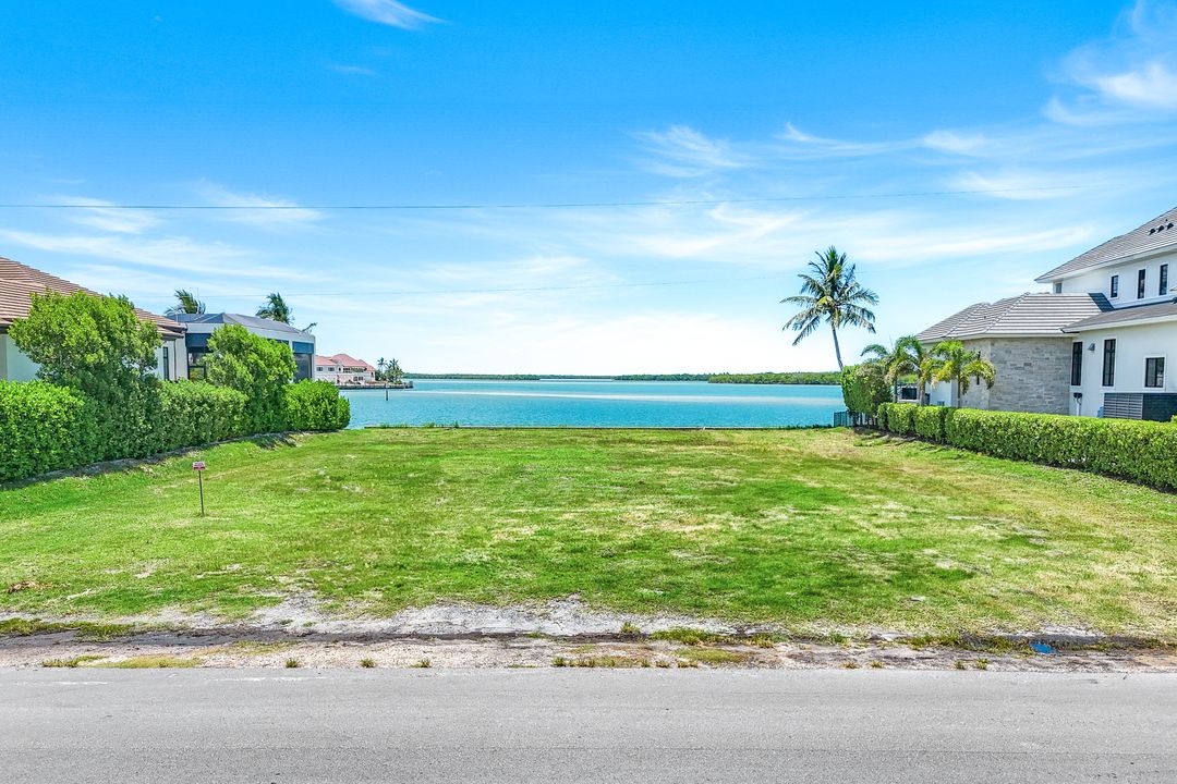 1485 Caxambas Ct, Marco Island, FL 34145