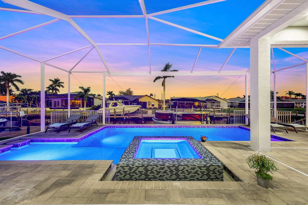 5317 SW 8th Pl, Cape Coral, FL 33914