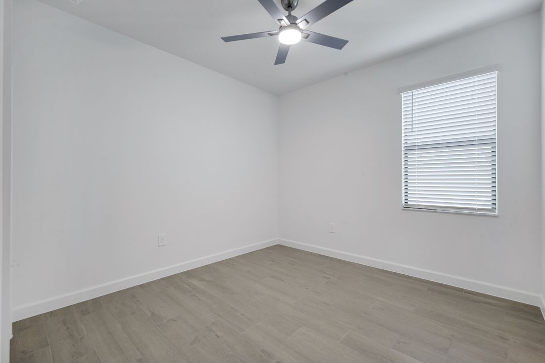 19232 Gentry Pl, Estero, FL 33928