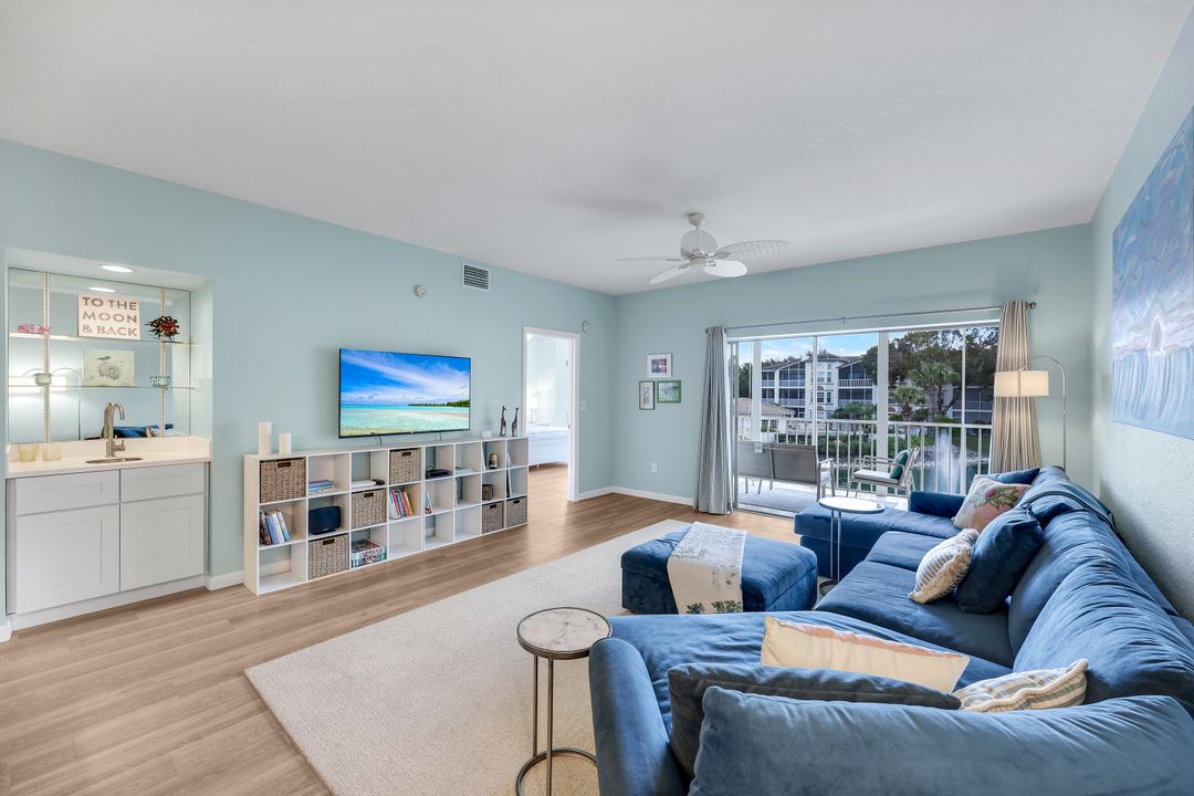 6030 Chardonnay Ln #203, Naples, FL 34119