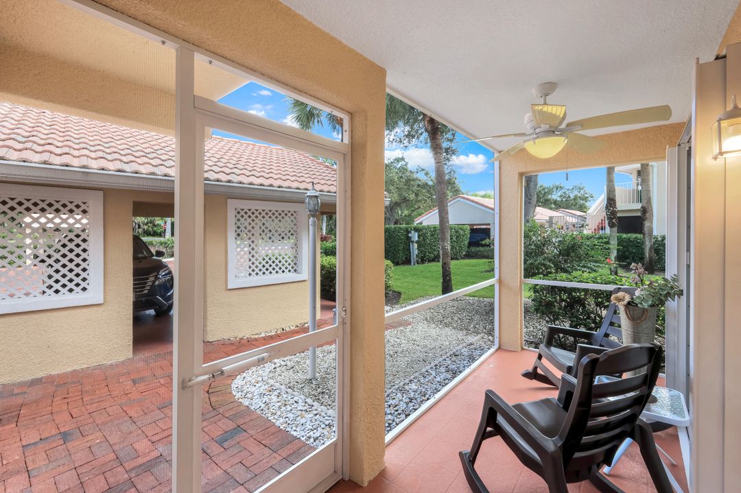 2462 Hidden Lake Dr #1, Naples, FL 34112