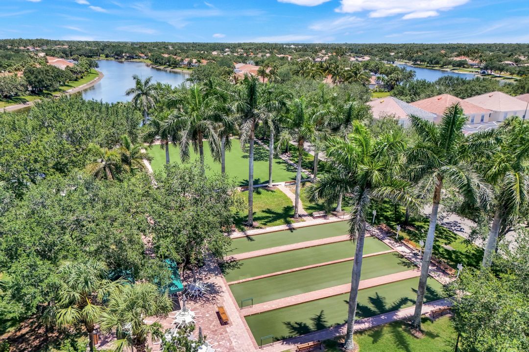 4479 Prescott Ln, Naples, FL 34119