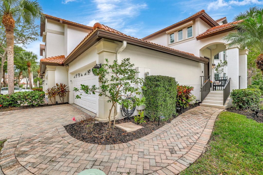 2540 Talon Ct #504, Naples, FL 34105