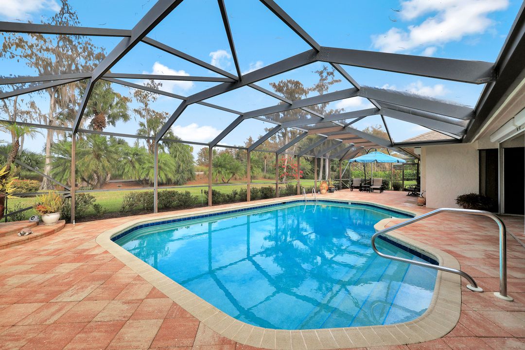 2007 Duke Dr, Naples, FL 34110