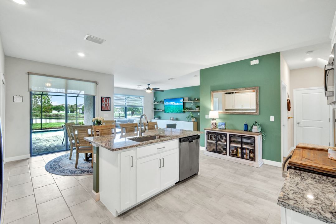 11691 Timber Creek Dr, Fort Myers, FL 33913
