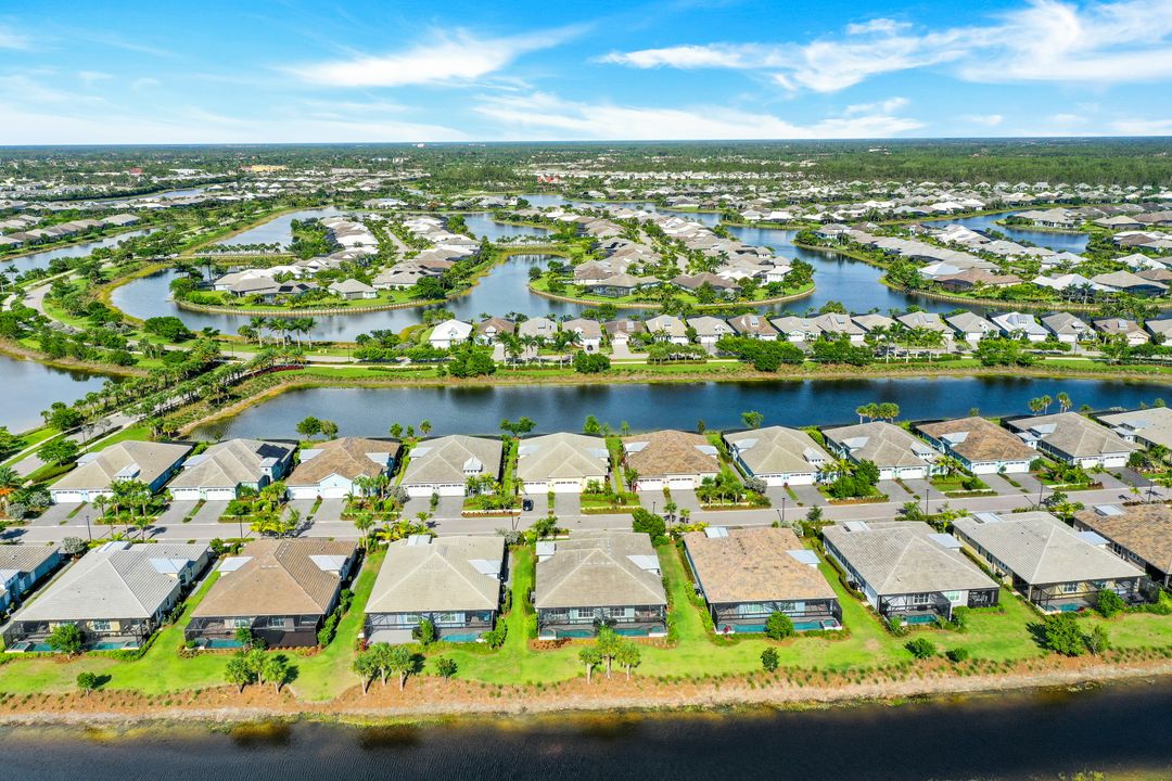 5879 Haiti Dr, Naples, FL 34112