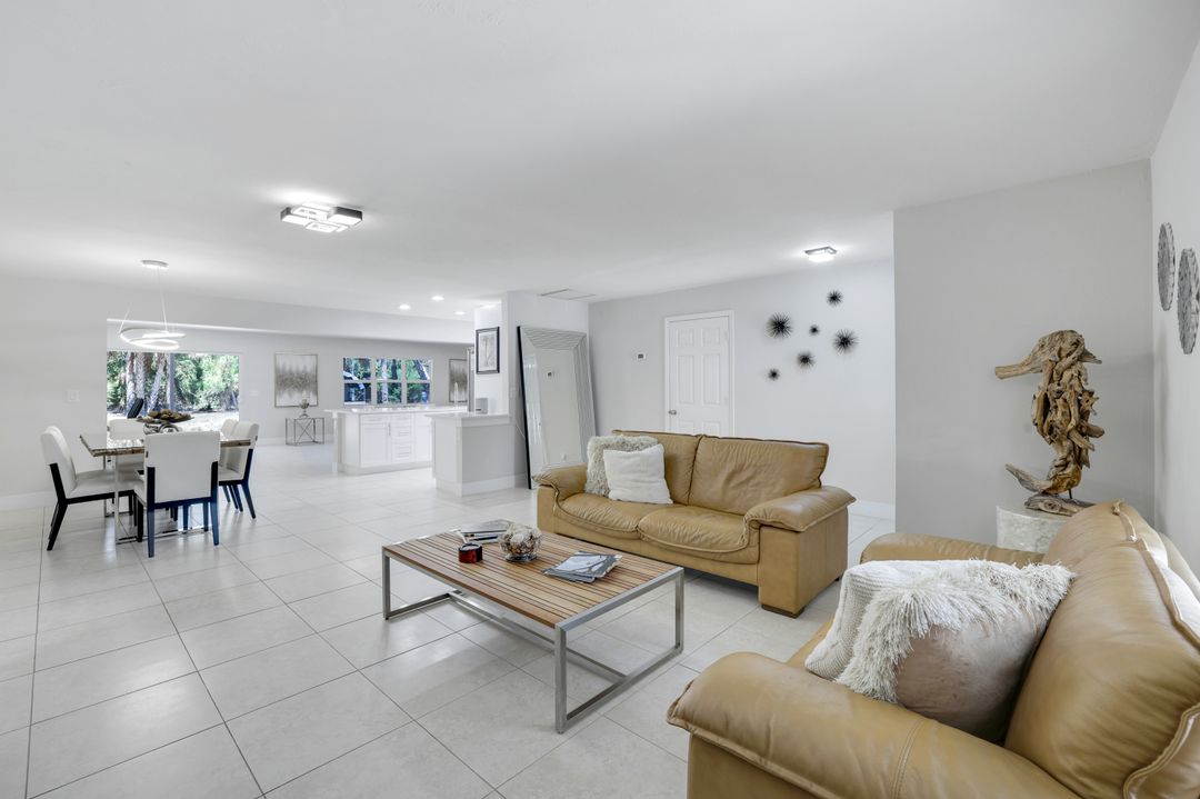 2855 66th St SW, Naples, FL 34105