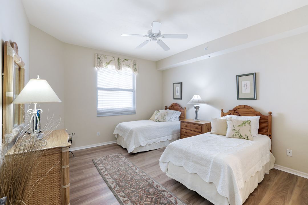 410 Flagship Dr #603, Naples, FL 34108