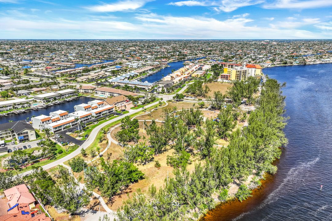 4206 SE 20th Pl #106, Cape Coral, FL 33904