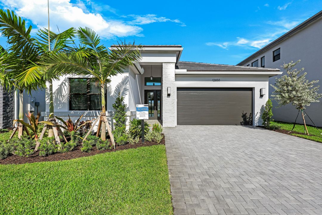 12650 Alderson Ave, Estero, FL 33928