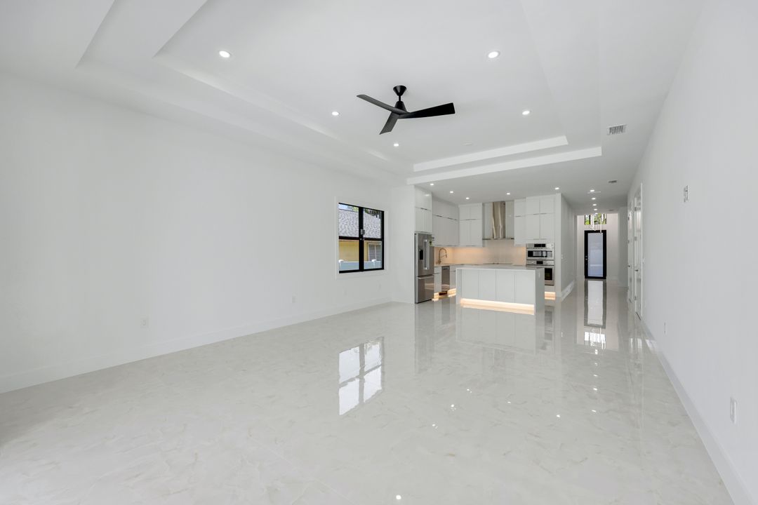 1312 Trail Terrace Dr, Naples, FL 34103