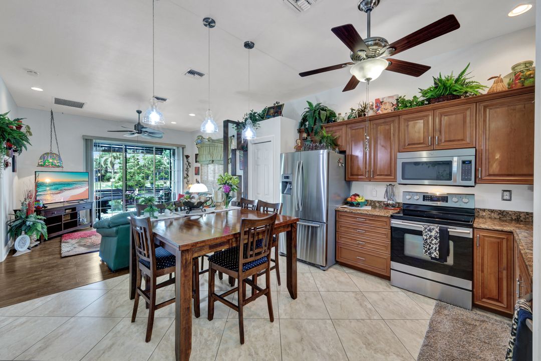 2118 SE 18th Ave, Cape Coral, FL 33990