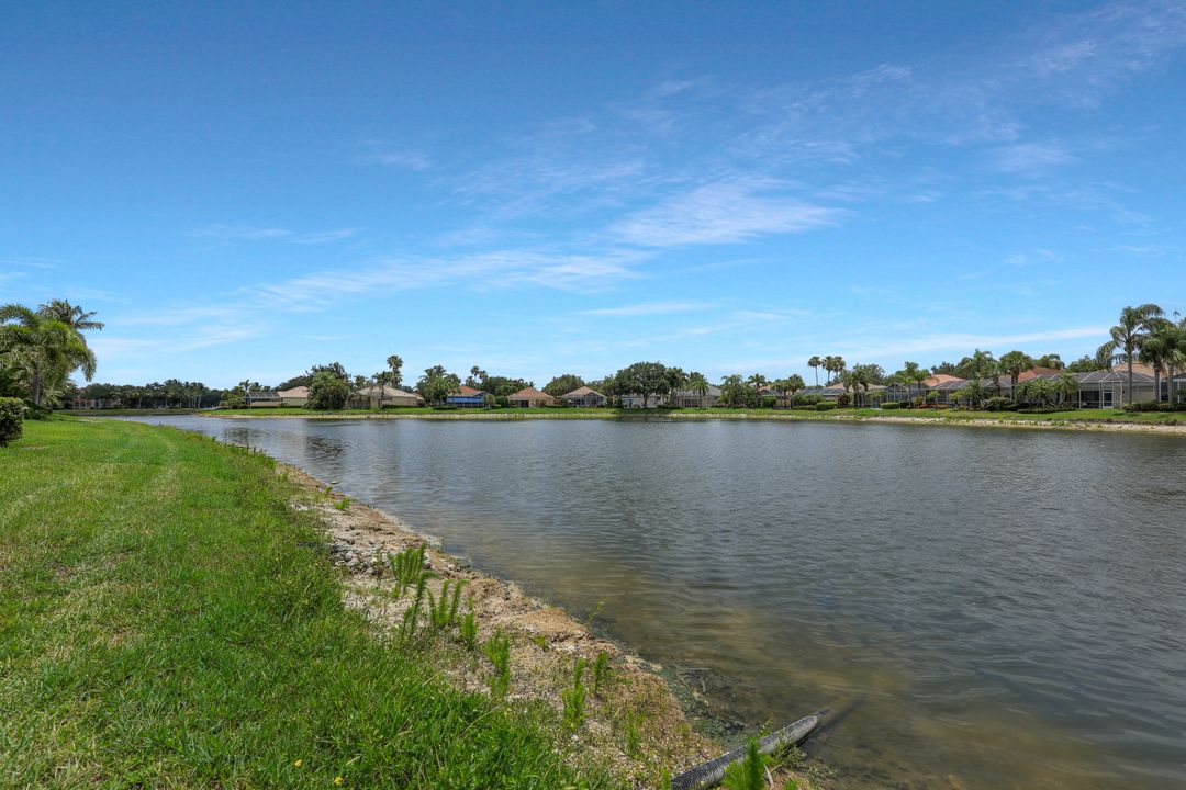 5386 Guadeloupe Way, Naples, FL 34119