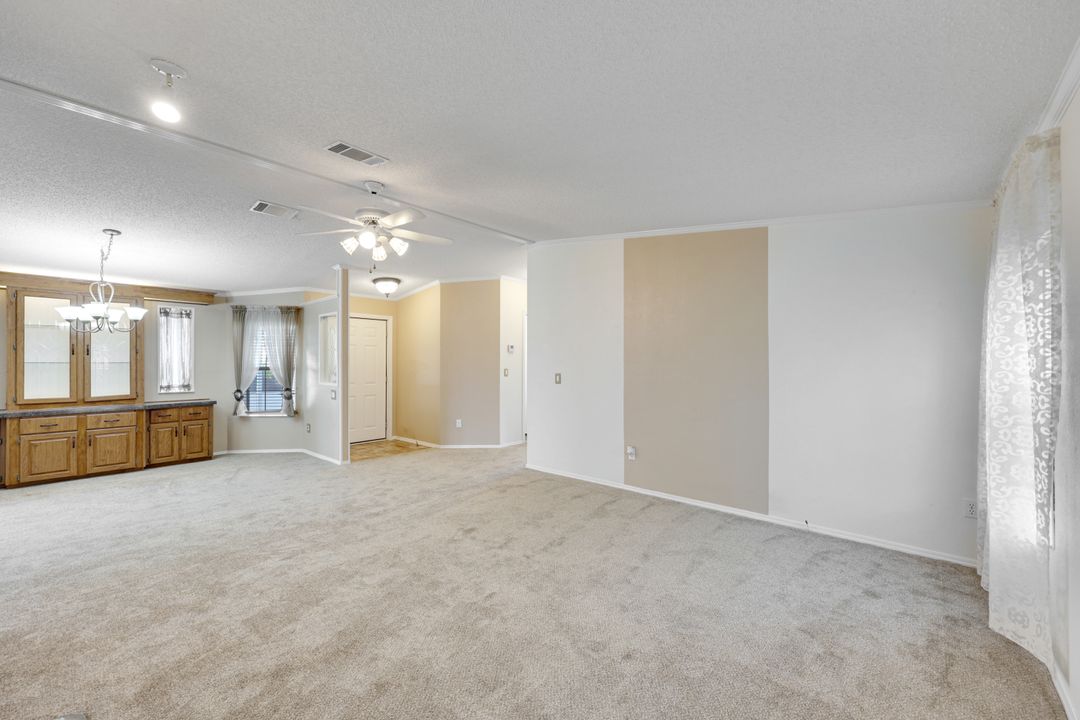 433 Rainbow Dr, North Fort Myers, FL 33903
