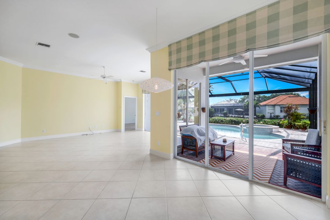 4970 Bollard Ct, Naples, FL 34112