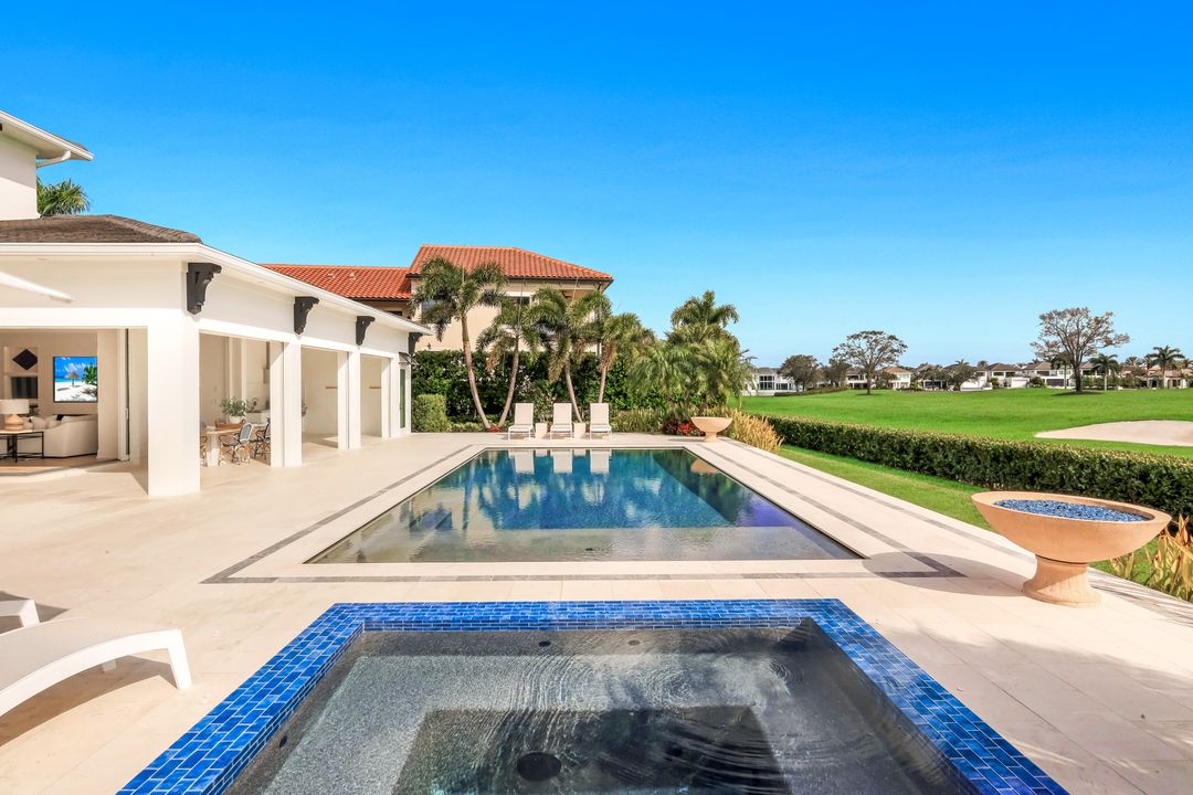 16744 Prato Way, Naples, FL 34110