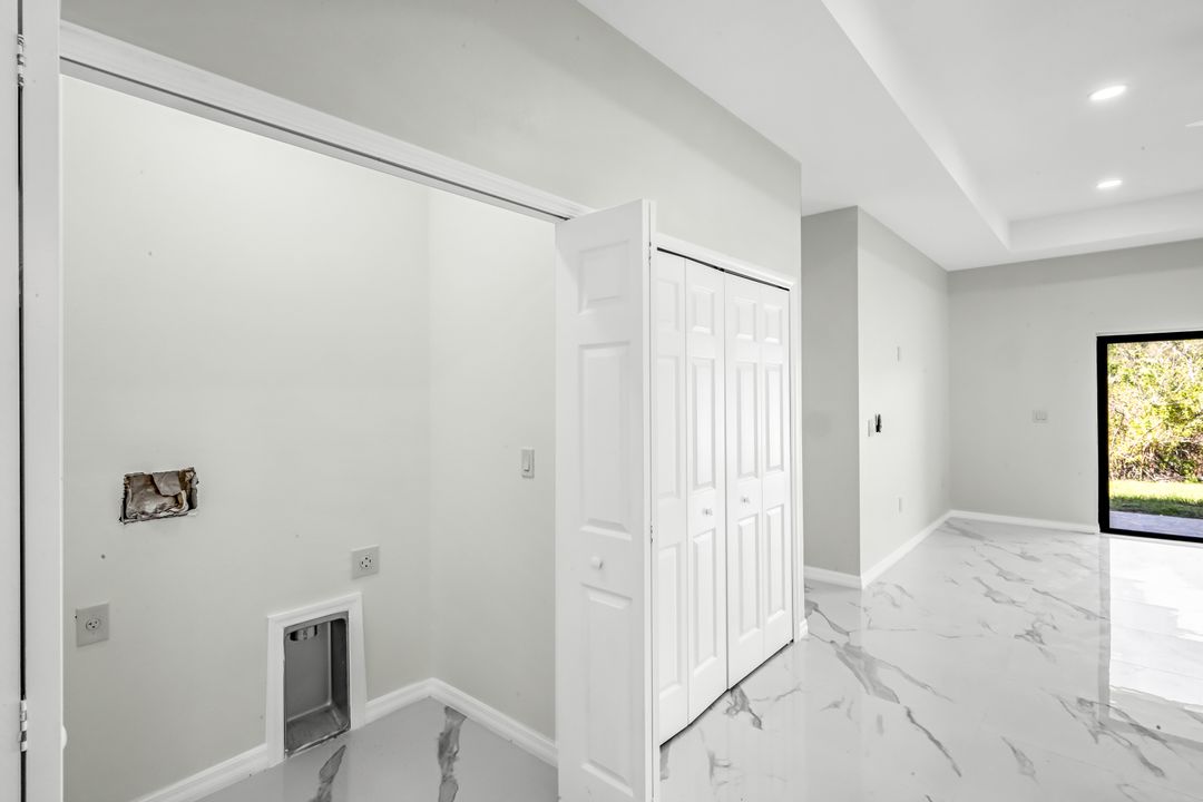 1235 Hillcrest St E, Lehigh Acres, FL 33974