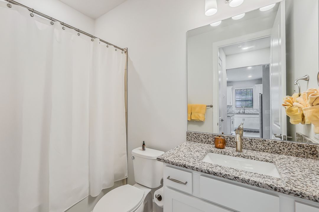 12350 Canal Grande Dr, Fort Myers, FL 33913