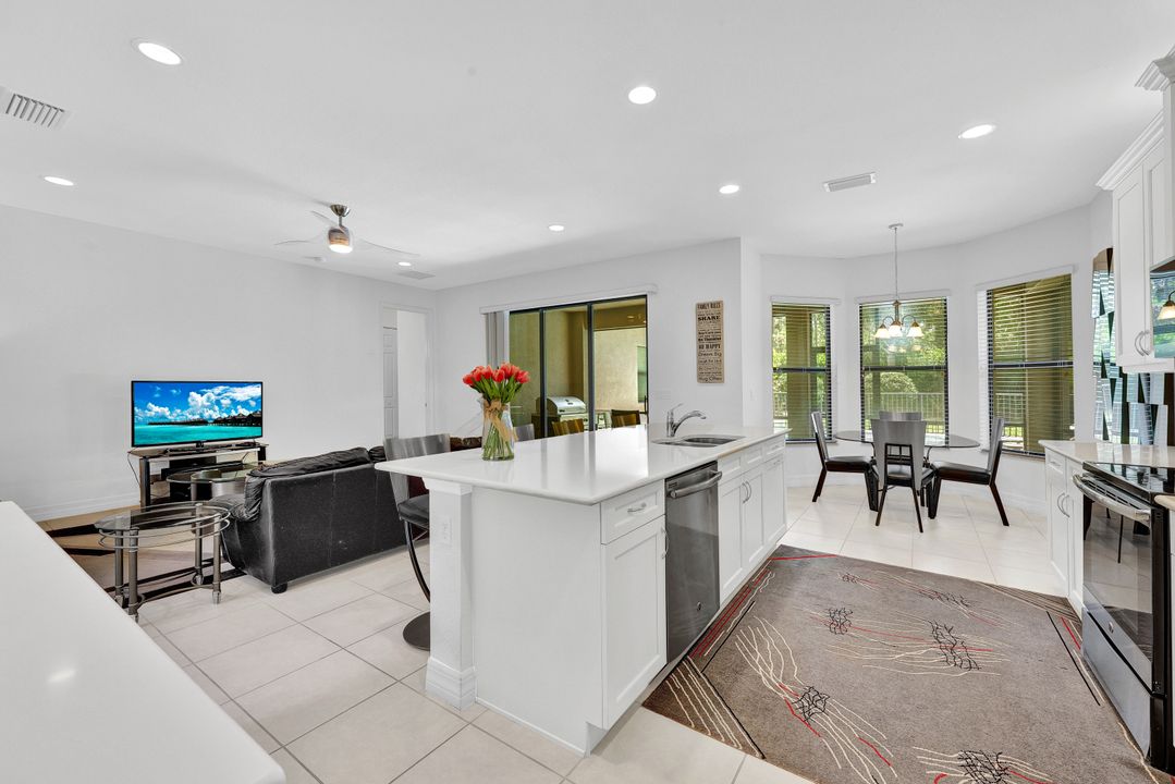 13750 Callisto Ave, Naples, FL 34109