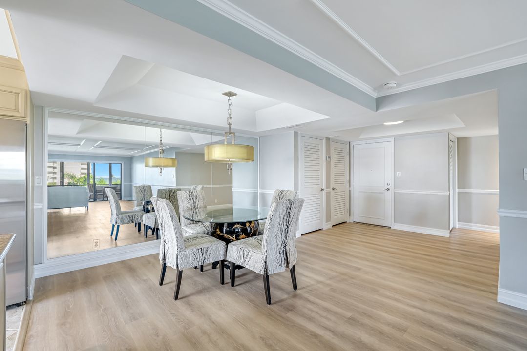 3430 Gulf Shore Blvd N #5J, Naples, FL 34103