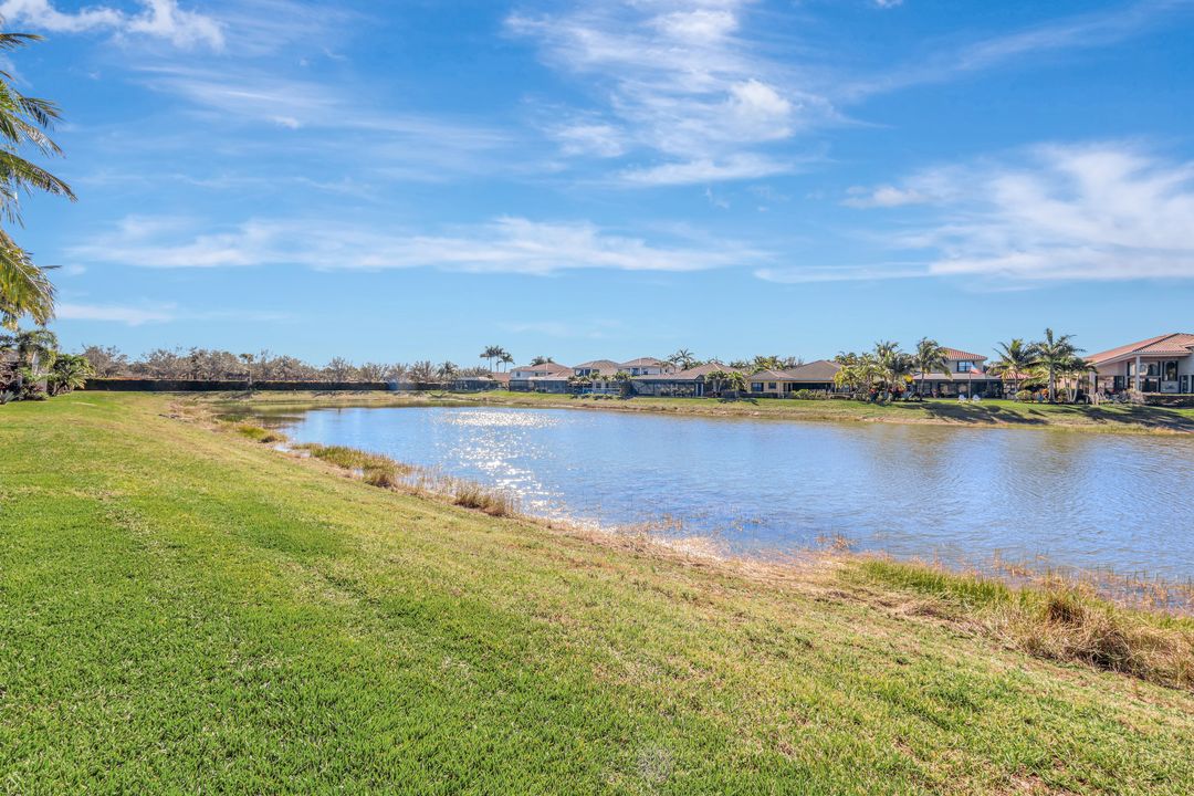 3706 Pleasant Springs Dr, Naples, FL 34119