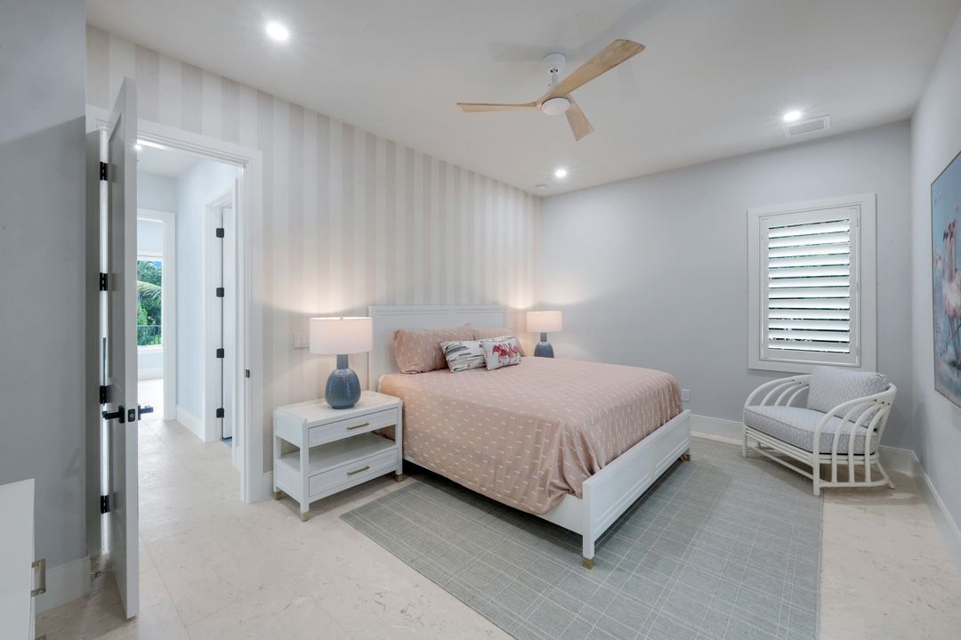 2319 Wulfert Rd, Sanibel, FL 33957
