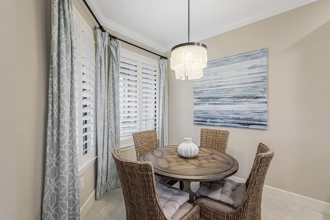 9420 Benvenuto Ct #102, Naples, FL 34119