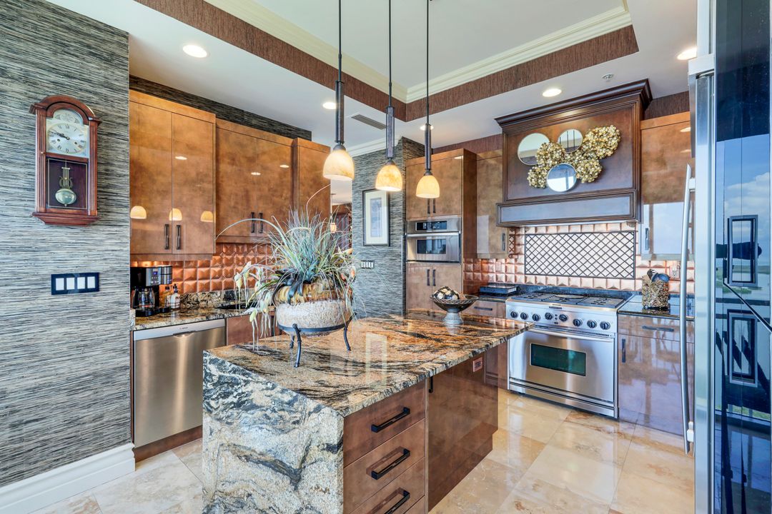 4951 Bonita Bay Blvd #PH203, Bonita Springs, FL 34134