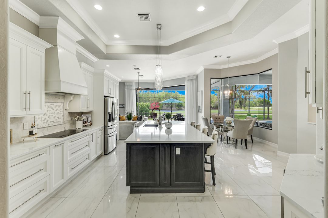 12371 Water Oak Dr, Estero, FL 33928