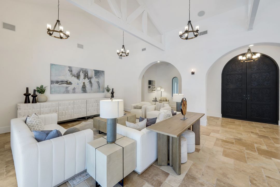 1400 Forrest Ct, Marco Island, FL 34145