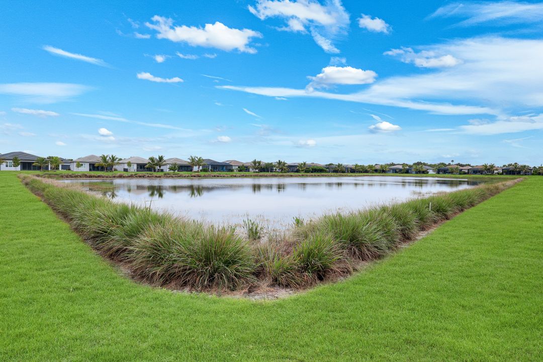 12446 Dahlia Ct, Naples, FL 34120