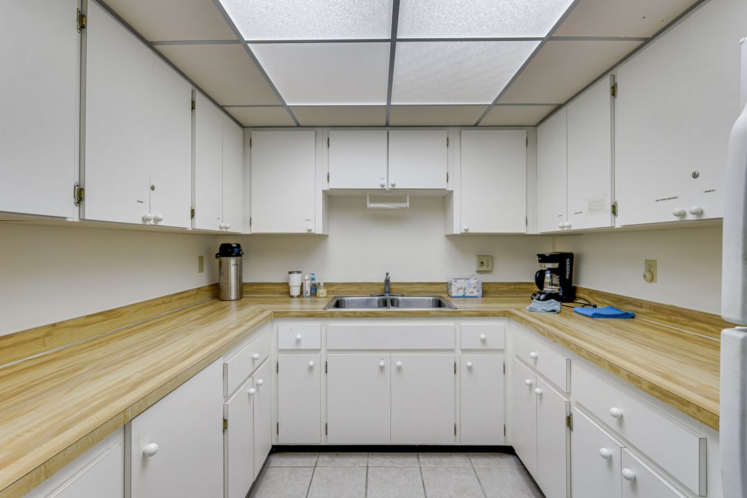 7079 Cedarhurst Dr, Fort Myers, FL 33919