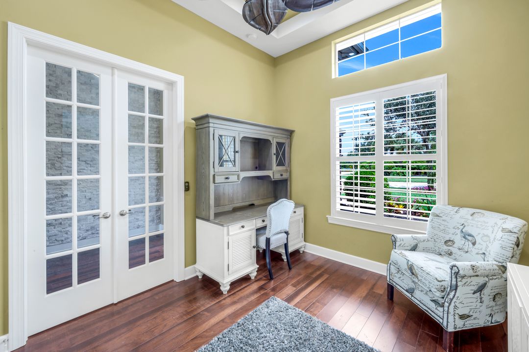 9180 Ores Cir, Naples, FL 34120