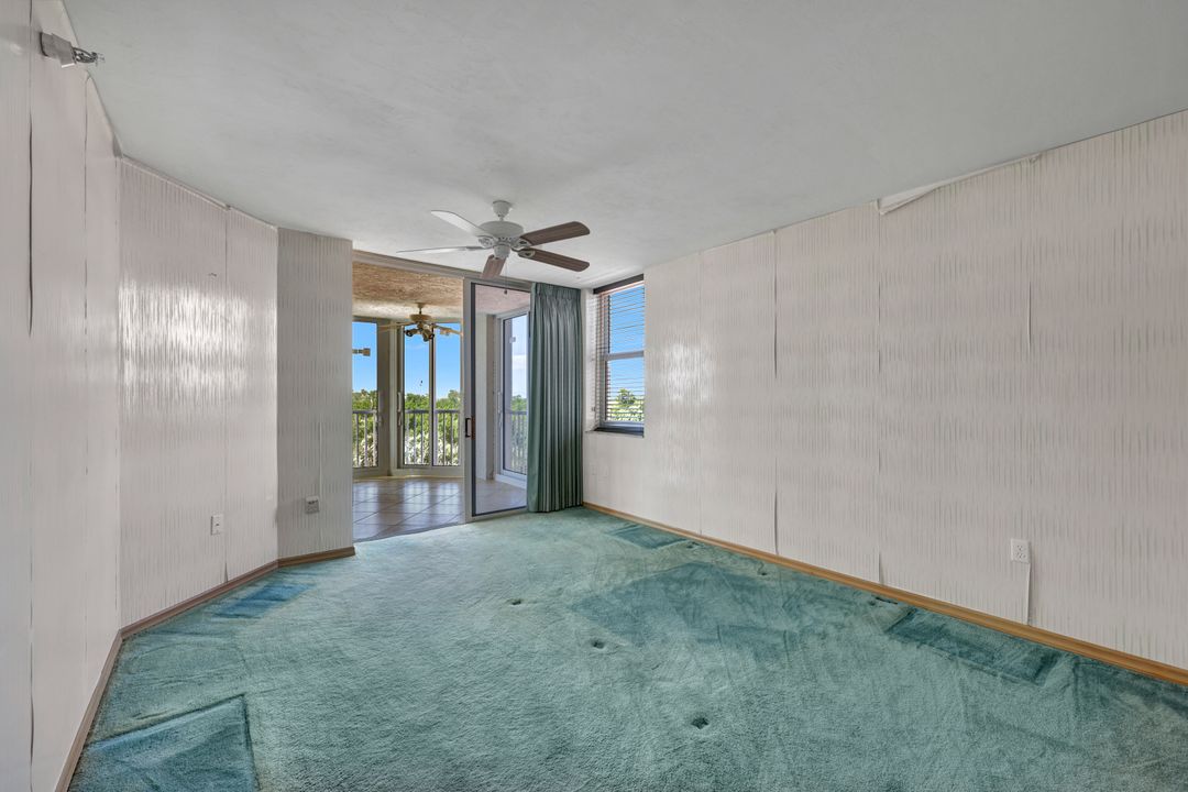 6101 Pelican Bay Blvd #201, Naples, FL 34108