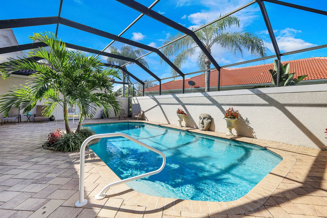 15835 Delasol Ln, Naples, FL 34110