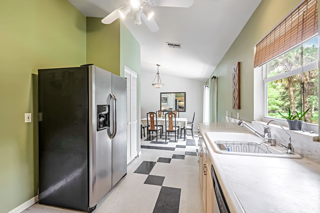 2971 6th St NW, Naples, FL 34120