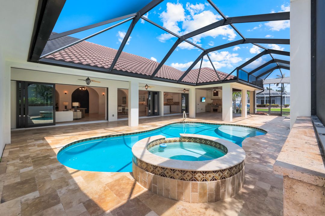 1400 Forrest Ct, Marco Island, FL 34145