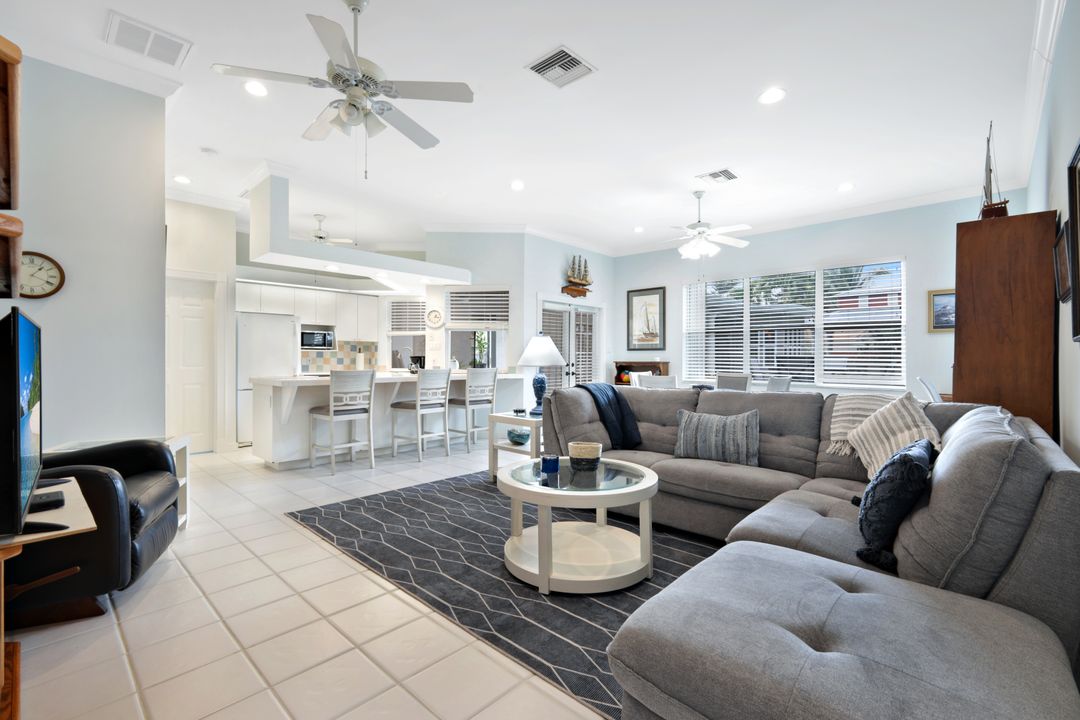 729 Dean Way, Fort Myers, FL 33919