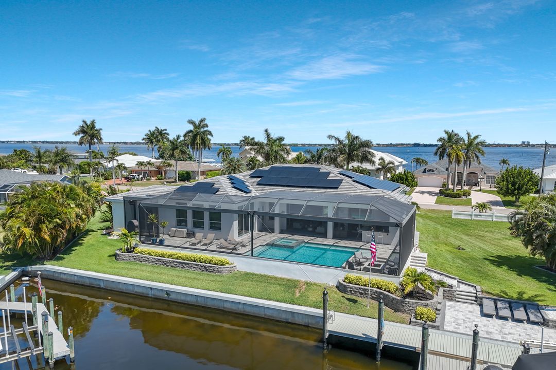 3816 SE 21st Pl, Cape Coral, FL 33904
