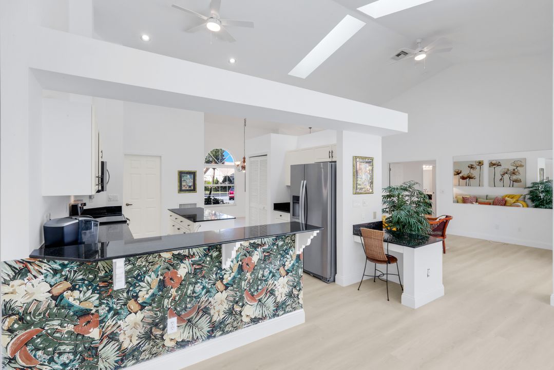 28501 Sombrero Dr, Bonita Springs, FL 34135