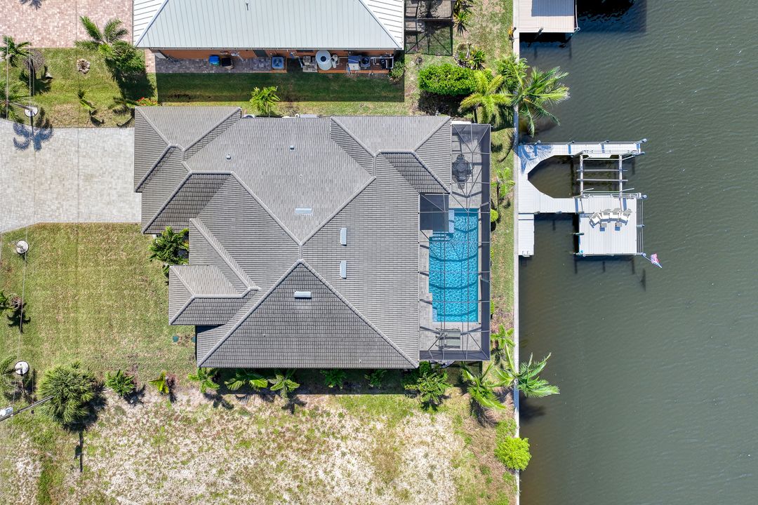 4612 NW 33rd Terrace, Cape Coral, FL 33993