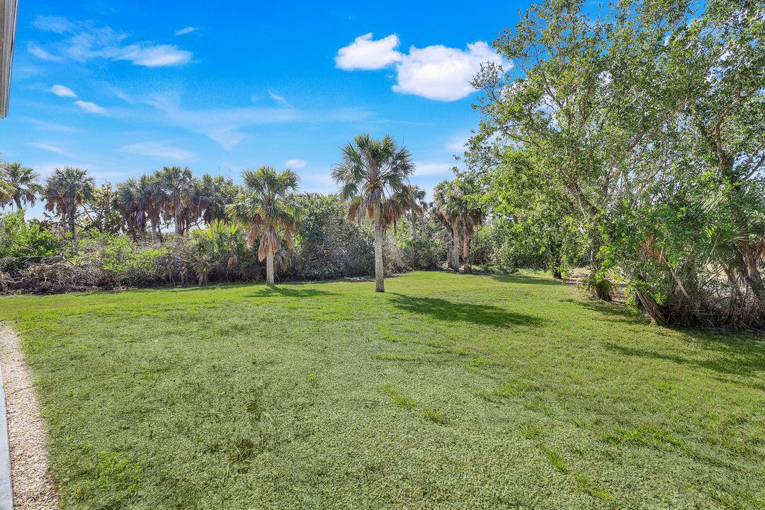 455 Peachtree Rd, Sanibel, FL 33957