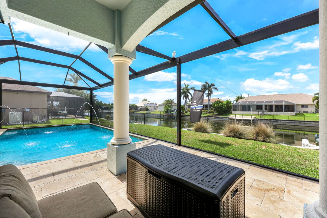 208 SW 15th St, Cape Coral, FL 33991