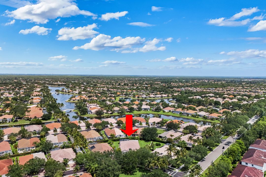 3343 Cayman Ln, Naples, FL 34119