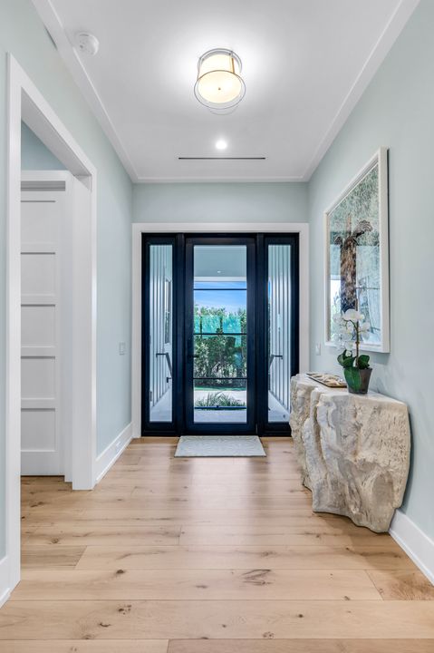 310 Seabreeze Dr, Marco Island, FL 34145