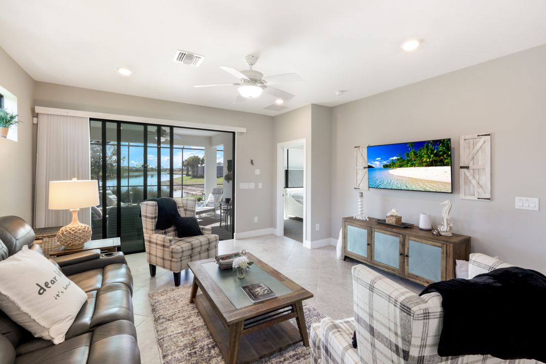 12201 Canal Grande Dr, Fort Myers, FL 33913