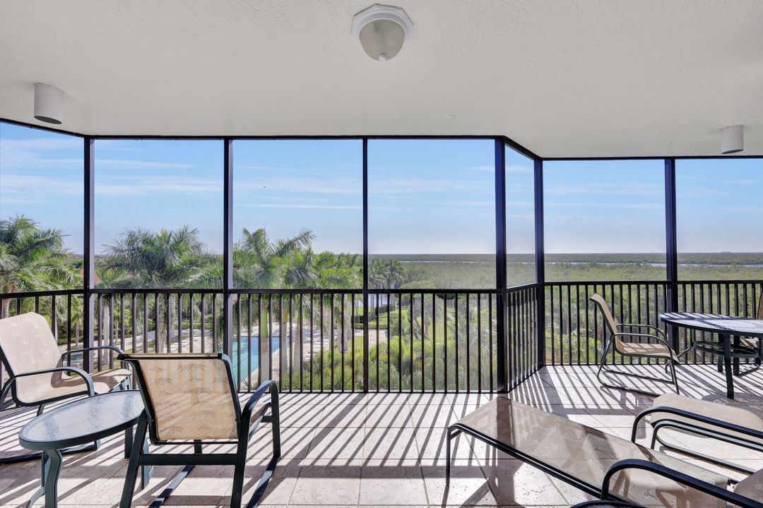 1060 Borghese Ln #405, Naples, FL 34114