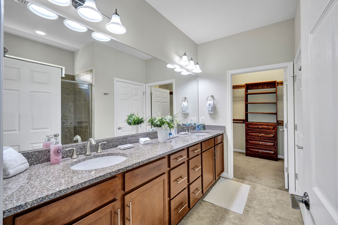 7103 Lily Way, Naples, FL 34114