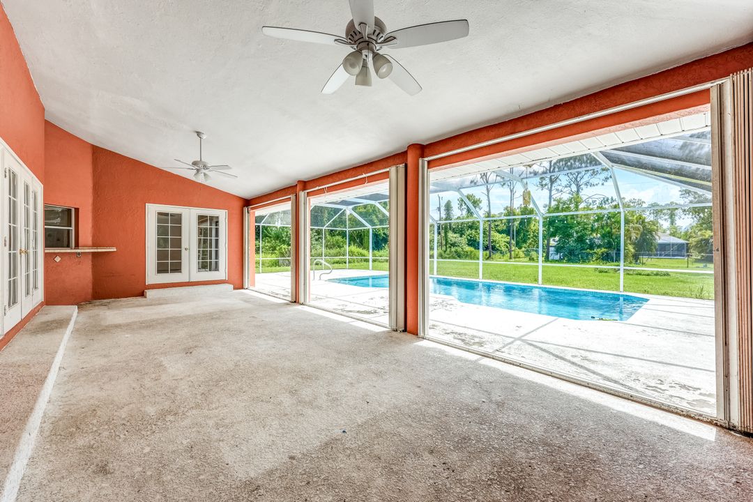 811 Jefferson Ave, Lehigh Acres, FL 33936